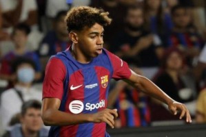 MK体育官网-巴萨首场西甲还有4天只有11人能上，京多安能赶上？