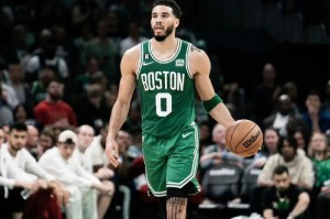 mk体育app下载-塔图姆：我年收入5亿，库里：我7.8亿，他：麻烦让一让|斯蒂芬·库里|凯文·杜兰特|耐克|詹姆斯|吉安尼斯·安特托孔波_新浪体育_新浪新闻