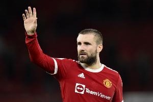 卢克肖：球迷在曼联最艰难时刻仍不离不弃，对此我们永远心怀感激